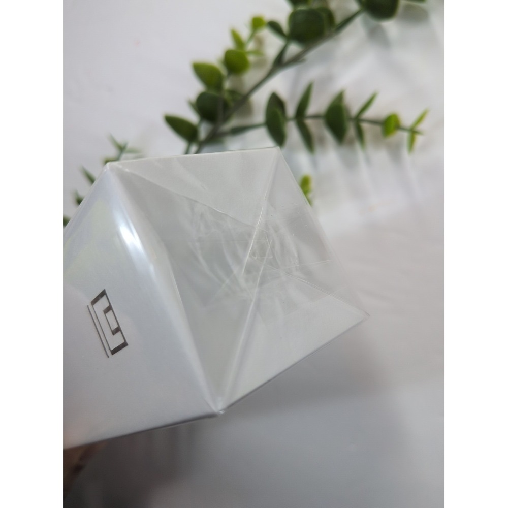 NEW SEALED IN BOXđU Beauty Theâ SCULPT Neck + DĂ©colletĂ© Concentrate 1.7oz Legit - Picture 3 of 8